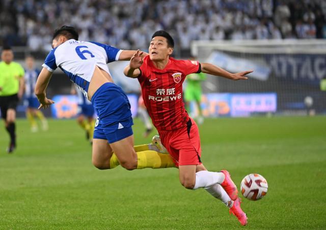 开云官网-津门虎主场险吃下上海海港 5轮不败显黑马本色