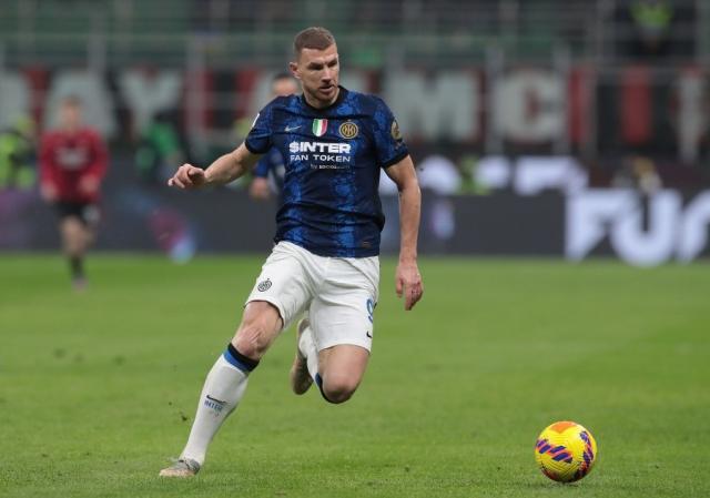 开云官方-蓝黑全面哑火：劳塔罗10场球荒，国米403分钟不破门