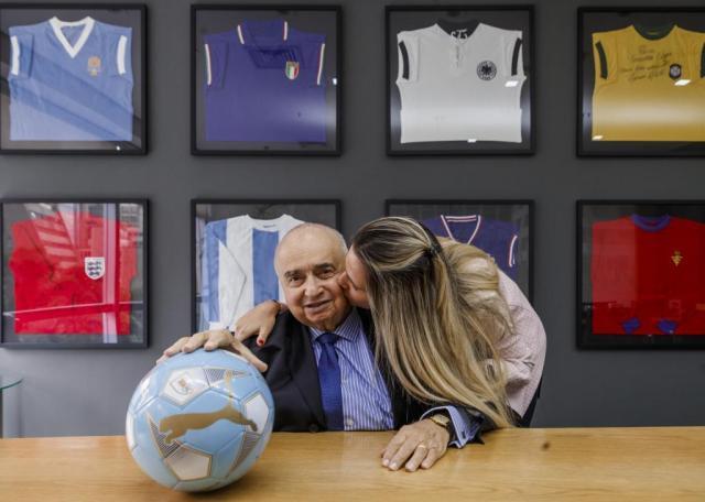 开云官方-做成成百上千桩转会 胡安·菲热尔逝世 享年87岁