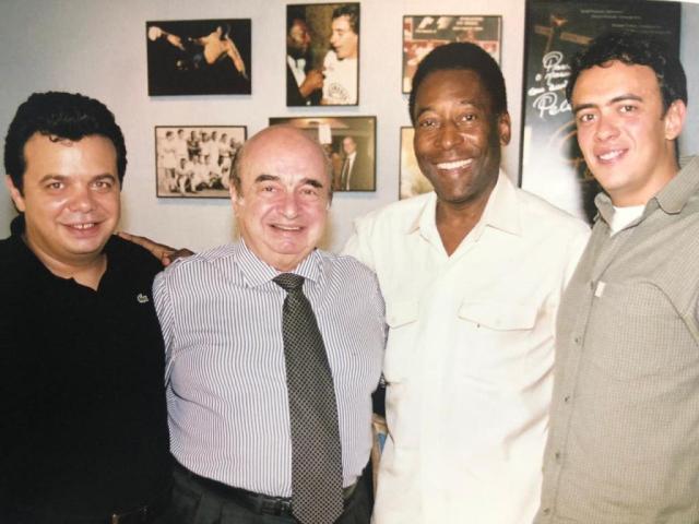 开云官方-做成成百上千桩转会 胡安·菲热尔逝世 享年87岁