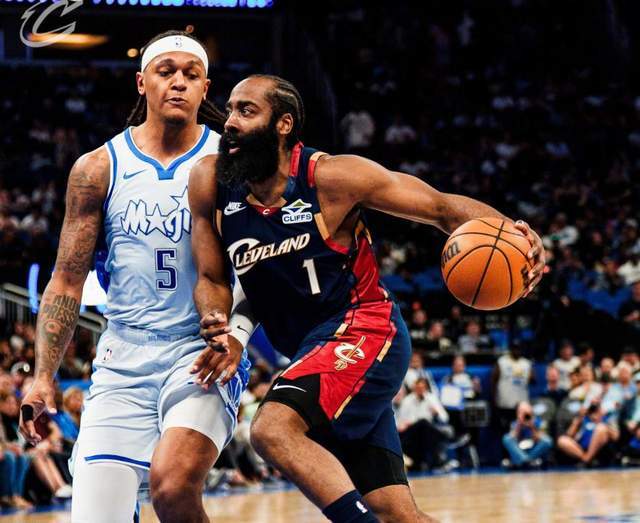 开云官网-30分6板8助！哈登无可挑剔，阿特金森赛后明牌，魔术被迫更换战术