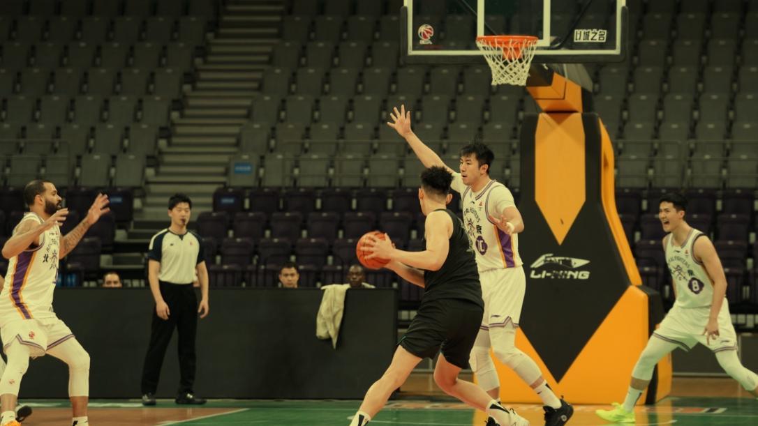 开云官网-赵继伟作壁上观！哈维首秀15分,布罗金顿现场学习,辽篮101:94北控