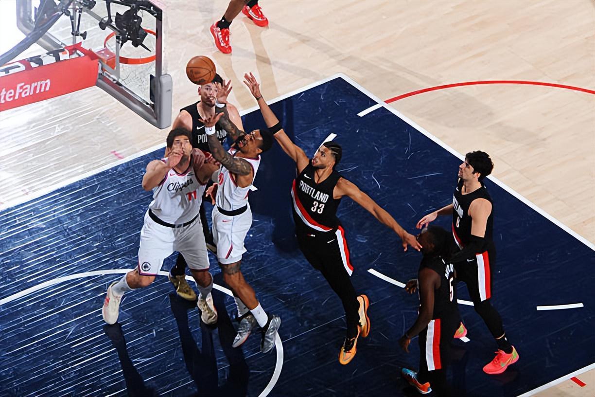 开云官网-个人表现已经非常出色了，但快船锋线大将并没有得到基本的支持？